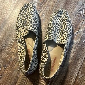 Cheetah bobs